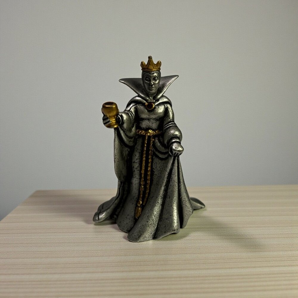 Disney Villains Collection Pewter Evil Queen Figurine 1997 (no box or COA)